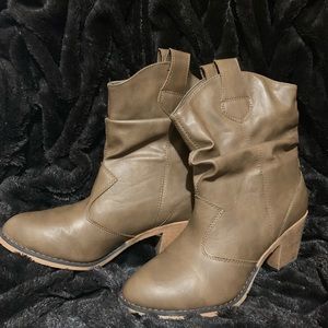 Tan Cowgirl Boots